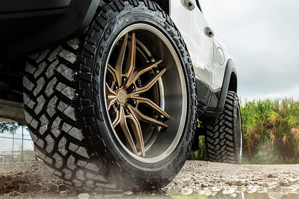 Фото дисков Anrky AN36 Сатиновое золото на Ram 1500 V
