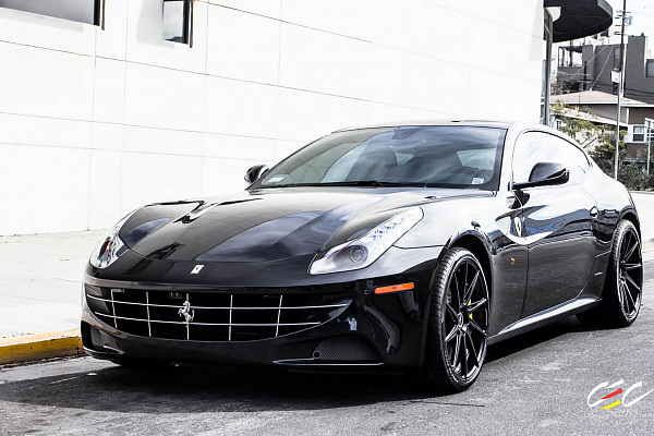 Фото дисков CEC C26 Черный сатин на Ferrari FF