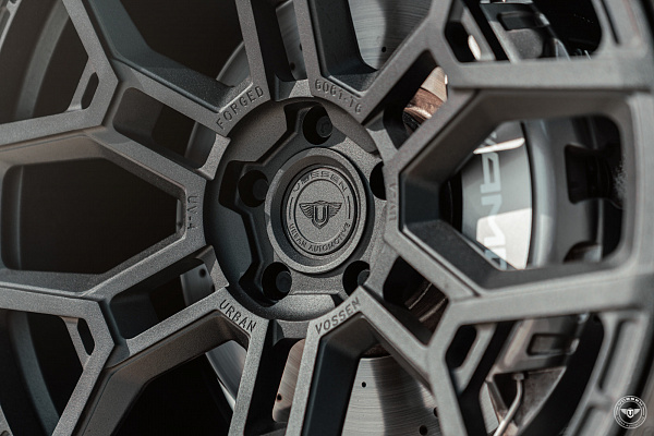 Фото дисков Vossen UV-4 Черный матовый на Mercedes-Benz G-Class III