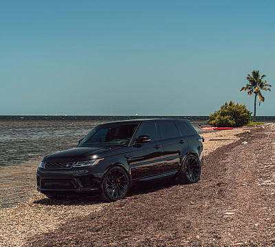 Фото дисков Vossen UV-3 на Land Rover Range Rover Sport II
