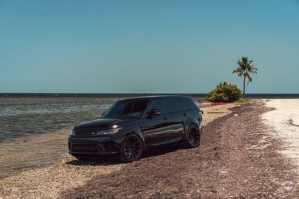 Фото дисков Vossen UV-3 Черный глянец на Range Rover Sport II