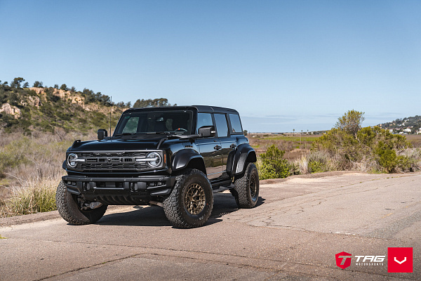 Фото дисков Vossen HFX-1 (6-Lug) Сатиновая бронза на Ford Bronco
