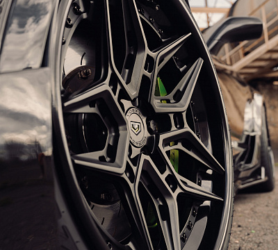Фото дисков Vossen EVO-4R (3-Piece) на Chevrolet Corvette C7