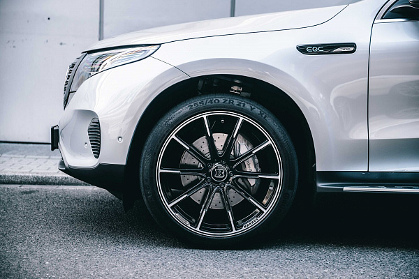 Фото дисков BRABUS Monoblock Z (Platinum Edition) Черный глянец на Mercedes-Benz EQC