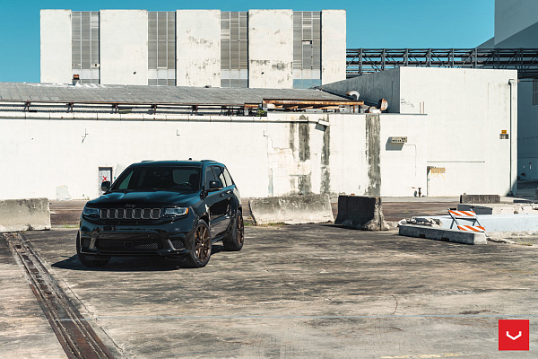 Фото дисков Vossen HF-3 Сатиновая бронза на Jeep Grand Cherokee IV