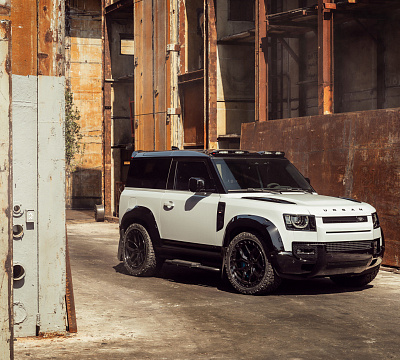 Фото дисков Vossen UV-X на Land Rover Defender II