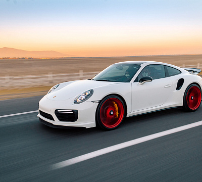 Фото дисков HRE P207 на Porsche 911 VII
