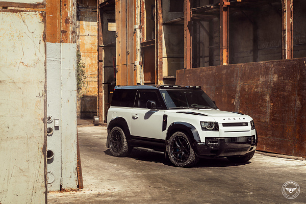 Фото дисков Vossen UV-X Черный глянец на Land Rover Defender II
