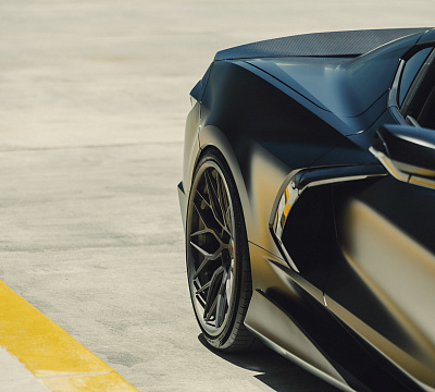 Фото дисков Vossen S17-01 (3-Piece) на Chevrolet Corvette C8