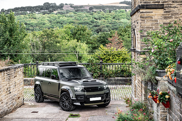 Land Rover Defender II