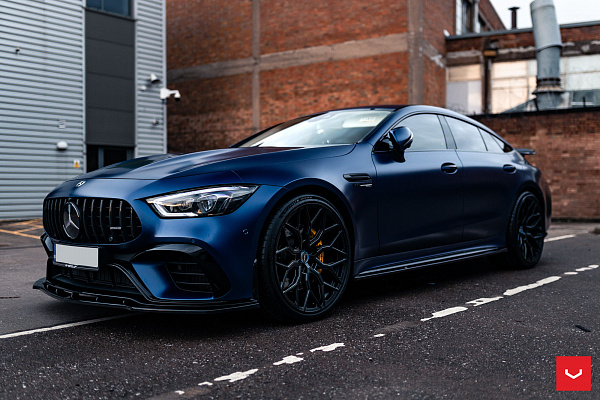 Фото дисков Vossen HF-2 Черный глянец на Mercedes-Benz AMG GT I