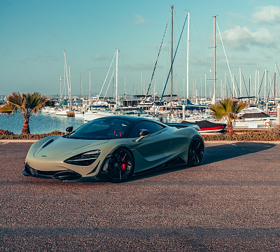 Фото дисков Brixton Forged PF7 на McLaren 720S