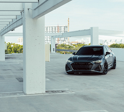 Фото дисков Vossen UV-X на Audi A/RS 6 (C8)
