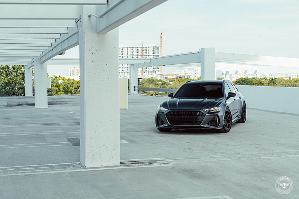 Audi RS6 C8
