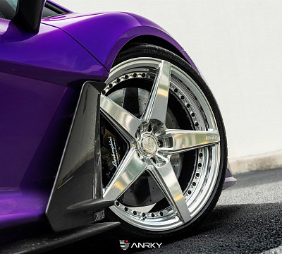 Фото дисков Anrky RS5.2 на Lamborghini Revuelto