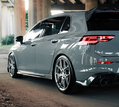 Фото дисков Vossen HF-5 на Volkswagen Golf VIII