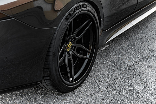 Mercedes Benz GT63 AMG