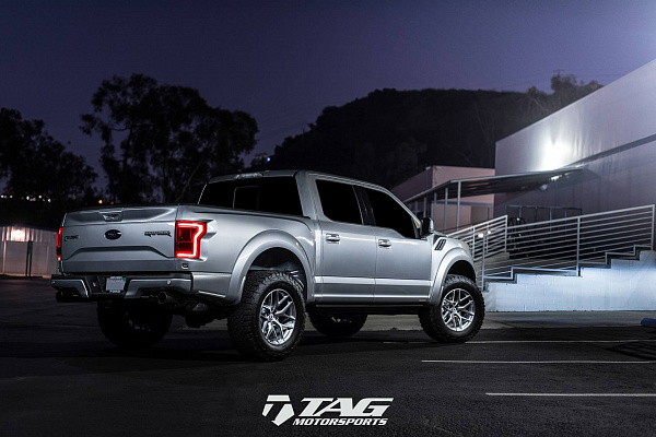 Фото дисков HRE P161 Глянцевый тонированный лак на Ford F-150 XIII