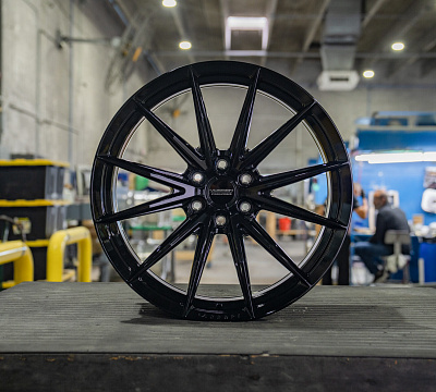 Vossen HFX-2 (6-Lug)