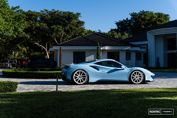 Фото дисков NOVITEC NF10 Белый глянец на Ferrari 488