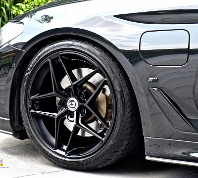 Фото дисков HRE FF11 на BMW 5/M5 (G30/F90)