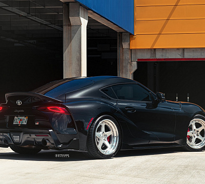 Фото дисков Strasse Wheels S5 Track на Toyota Supra A90