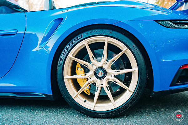 Фото дисков Vossen EVO-2R Глянцевая шампань на Porsche 911 VIII
