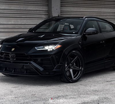 Фото дисков Anrky RS5.3 на Lamborghini Urus