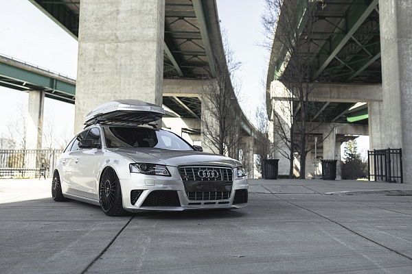 Фото дисков Rotiform GRZ Черный сатин на Audi A/S/RS 4 (B8)