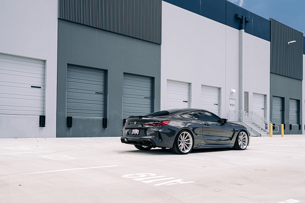 Фото дисков Brixton Forged R11-R Глянцевый лак на BMW 8/M8
