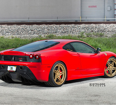 Фото дисков Strasse Wheels SV2T Deep Concave FS на Ferrari F430