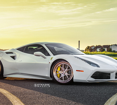 Фото дисков Strasse Wheels SM5R Deep Concave FS на Ferrari 488