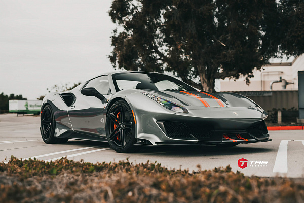 Фото дисков HRE P207 Черный сатин на Ferrari 488