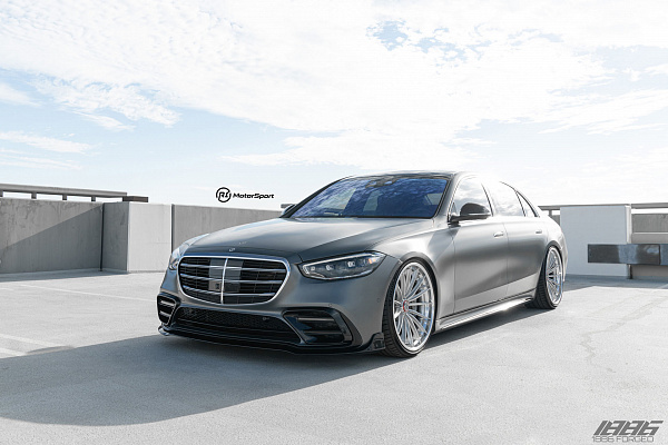 Фото дисков 1886 Wheels XR015 Глянцевый лак на Mercedes-Benz S-Class (W223)