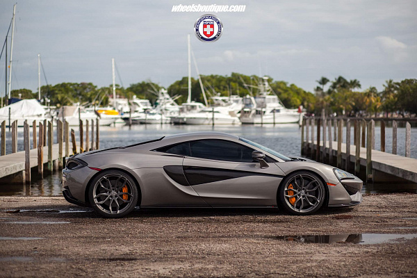 Фото дисков HRE P201 Сатиновый темный лак на McLaren 570S