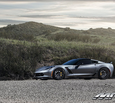 Фото дисков MRR FS01 на Chevrolet Corvette C7