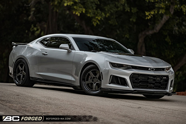 Фото дисков BC Forged LE05 // MLE05 Матовый графит на Chevrolet Camaro VI