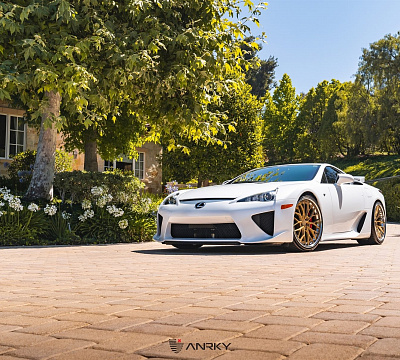 Фото дисков Anrky AN30 на Lexus LFA