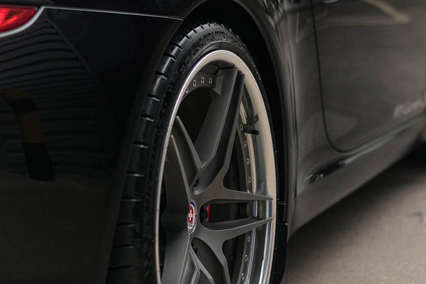 Фото дисков HRE S107 Сатиновый графит на Porsche 911 VII
