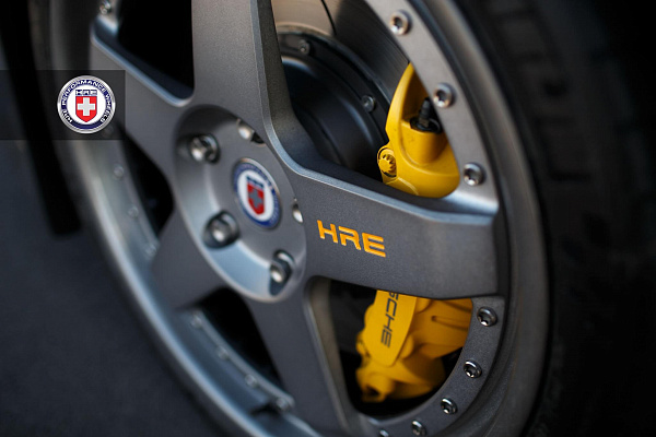 Фото дисков HRE C105 Матовый графит на Porsche Cayman II