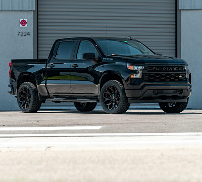 Фото дисков 4PLAY 4P83 на Chevrolet Silverado IV