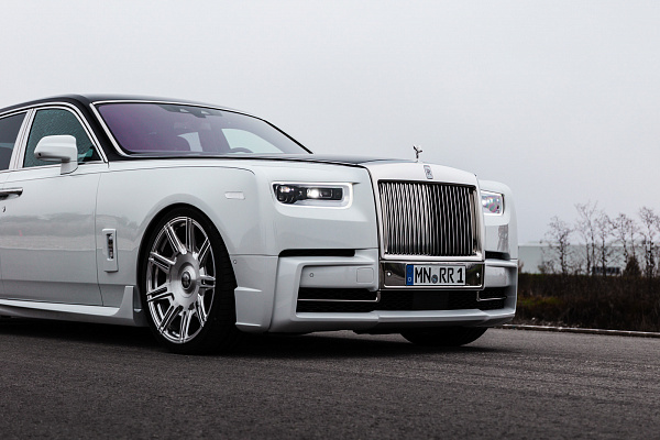Фото дисков NOVITEC SP2 Глянцевый лак на Rolls-Royce Phantom