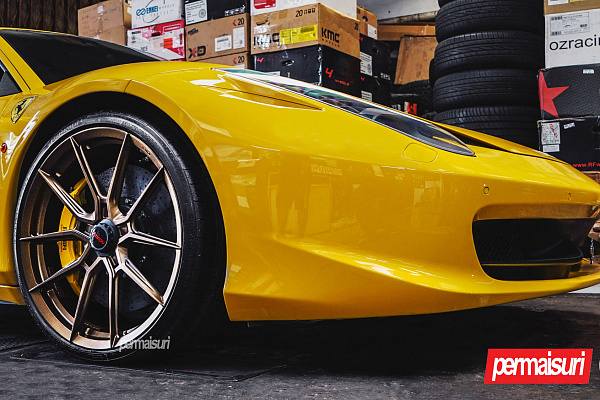 Фото дисков NOVITEC NF10 Сатиновая бронза на Ferrari 458