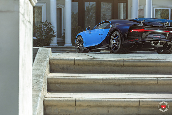 Фото дисков Vossen M-X2 Глянцевый графит на Bugatti Chiron