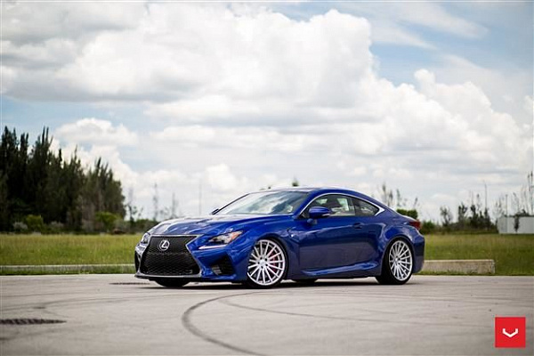 Фото дисков Vossen VFS-2 Серебро на Lexus RC