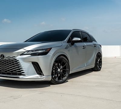 Фото дисков HRE P204 на Lexus RX V