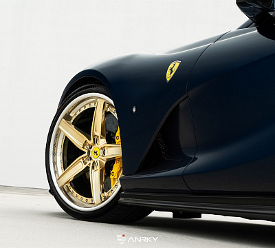 Фото дисков Anrky AN35 на Ferrari 812