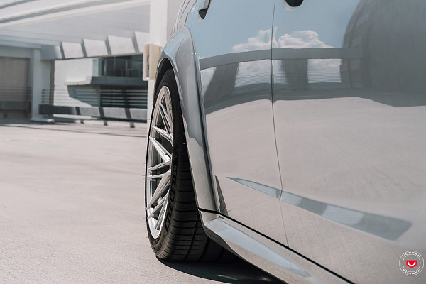 Фото дисков Vossen EVO-5R Глянцевый лак на Dodge Charger VII