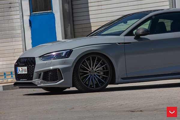 Фото дисков Vossen VFS-2 Глянцевый темный лак на Audi A/S/RS 5 (F5)
