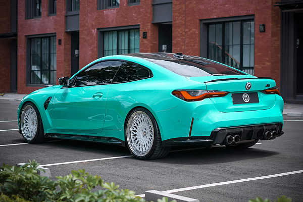 BMW M4